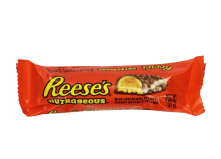Шоколадный батончик Reese's Nutrageous 47 г